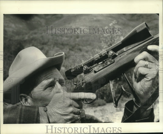 1968 Press Photo Joe Foss takes aim, "The Outdoorsman: Joe Foss" - nob09592 - Historic Images