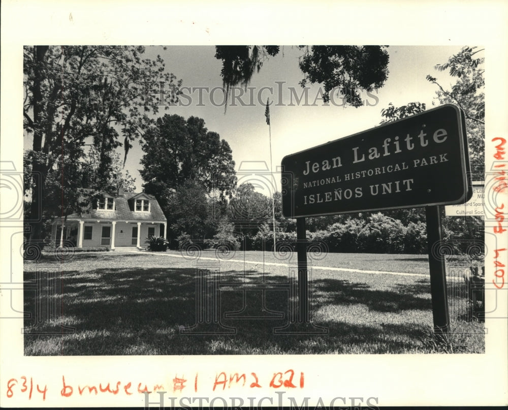 1983 Press Photo Jean Lafitte National Historical Park, the Islenos Unit. - Historic Images