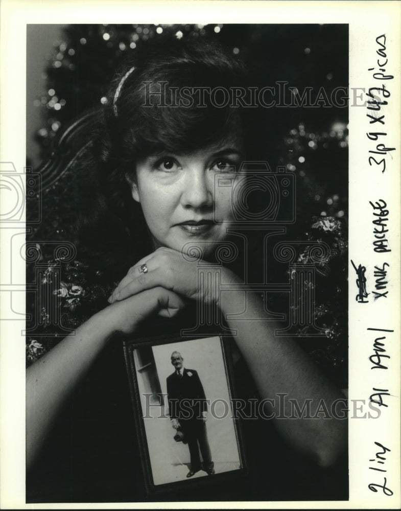 1990 Press Photo Monica Lestrade Field&#39;s shares memory of Christmas - Historic Images