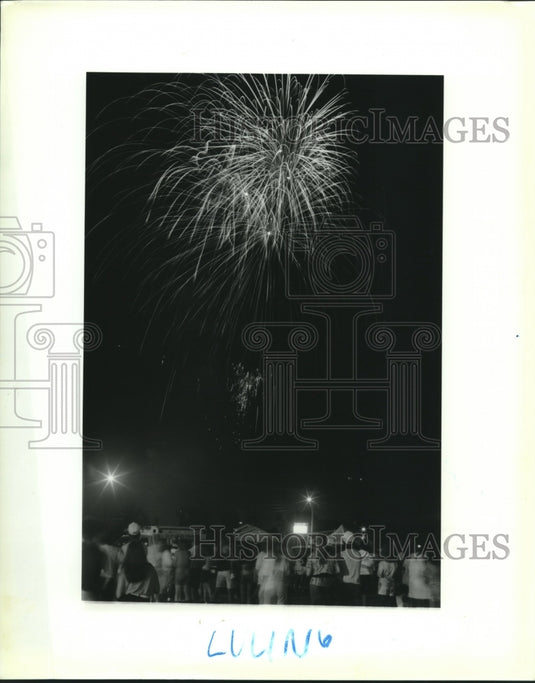 1992 Press Photo St. John's Parish's Independence Day Celebration at West Bank - Historic Images