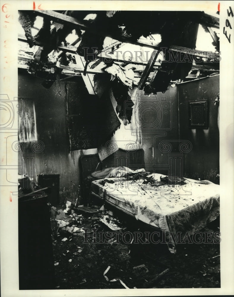 1982 Press Photo Charred remains of bedroom in which Jina Molaison perished - Historic Images