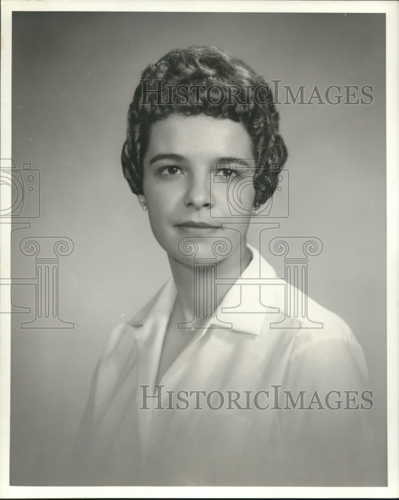 Press Photo Miss Marie Antoinette Flettrich, Maid in ball of Krewe of Hermes - Historic Images