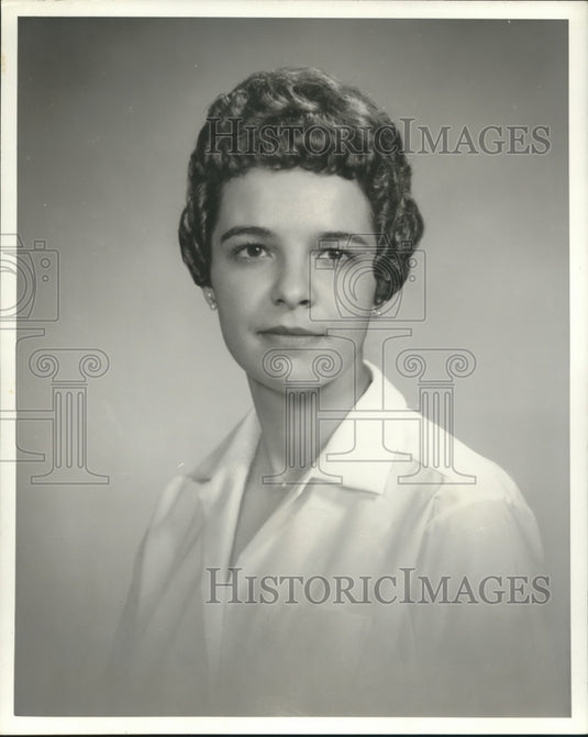 Press Photo Miss Marie Antoinette Flettrich, Maid in ball of Krewe of Hermes - Historic Images