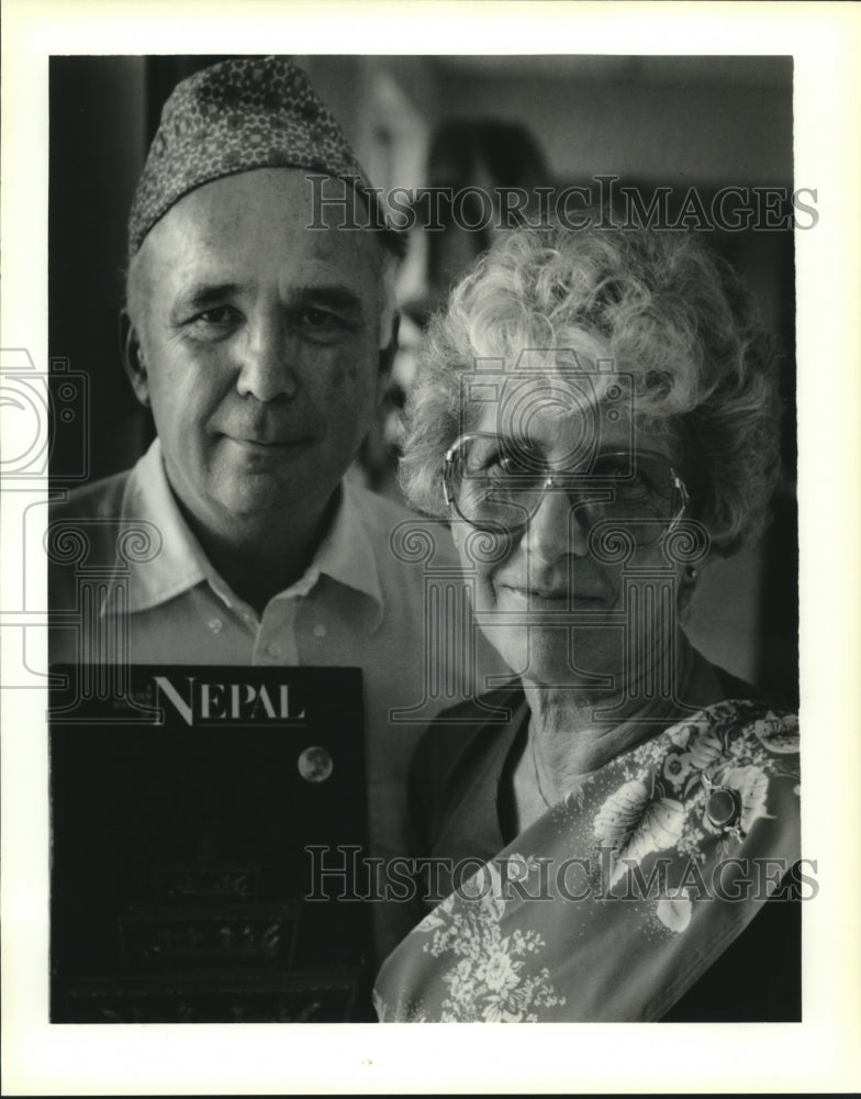 1991 Press Photo Keith and June Freshman, missionaries who visited Nepal - Historic Images