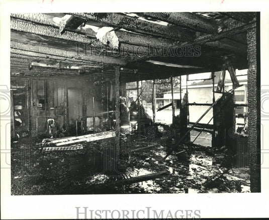 1986 Press Photo Portable building at John Clancy School destroyed by fire - Historic Images