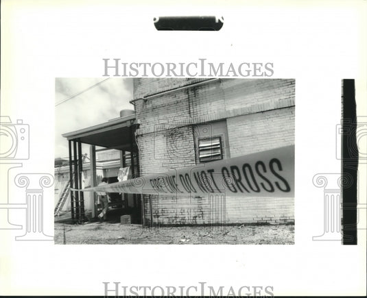 1994 Press Photo View of burned building at Cullier Carrer Center in Marrero - Historic Images
