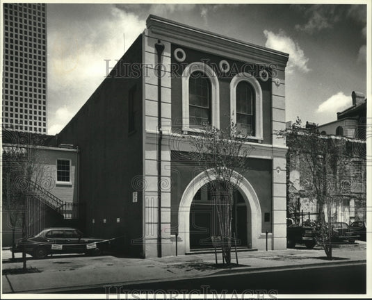 1985 Press Photo New Orleans' oldest firehouse building at Girord Street - Historic Images