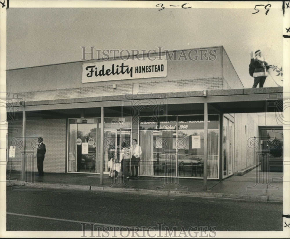 1973 Press Photo Fidelity Homestead Association opened in Oakwood Shopping - Historic Images