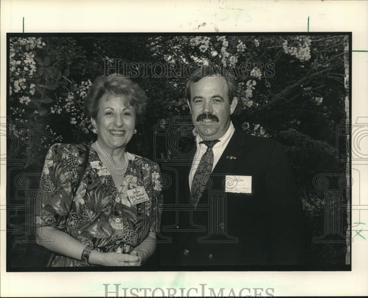 1990 Press Photo Concierge Association - Poldi Shelton, Jim Fewell - Historic Images