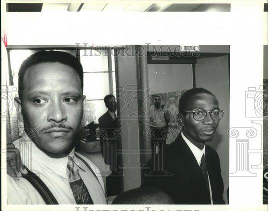 1995 Press Photo Mayor Morial & Cleo Fields emerge from closed door meeting. - Historic Images