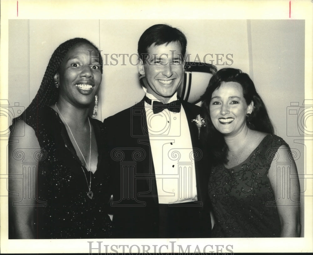 1992 Press Photo Bachelorettes - Charmaine Neville, Rick Flick, Ilene Powell - Historic Images