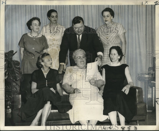1958 Press Photo Westside Business and Professional Women's Club members at tour - Historic Images