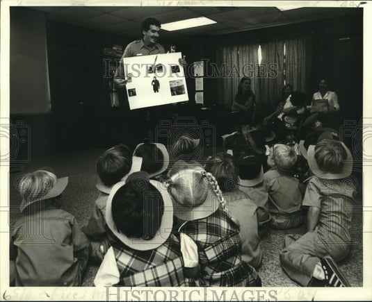1980 Press Photo Tommy Comesana at St. Matthews school for Fire Prevention Week - Historic Images