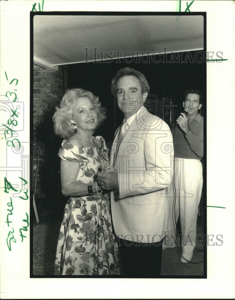 1989 Press Photo Mikki Allmand &amp; Mitch Foto at League International for Singles - Historic Images