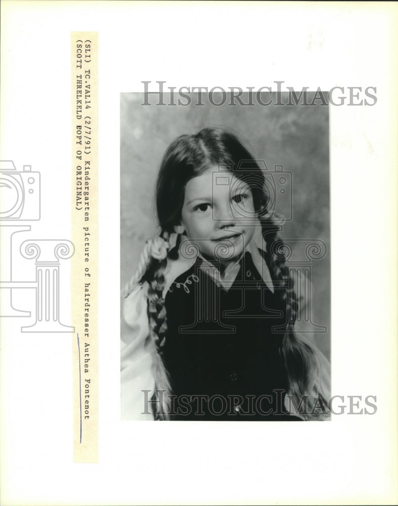 1991 Press Photo Kindergarten picture of hairdresser Authea Fontenot - nob11872 - Historic Images