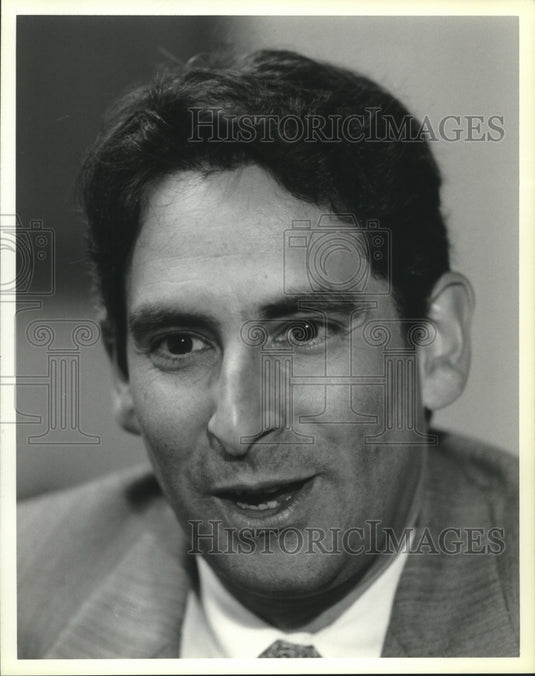 Press Photo Richard Freeman - Historic Images