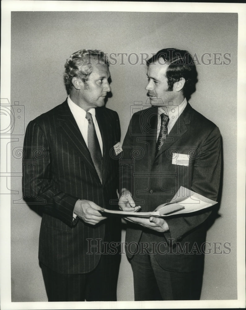 1973 Press Photo Mayor Landrieu & Mark Freeman-League of New Community Developer - Historic Images