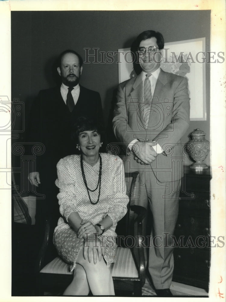 1990 Press Photo Paul St.Martin, Julie McCollam, &amp; Ron Filson, Preservationist - Historic Images