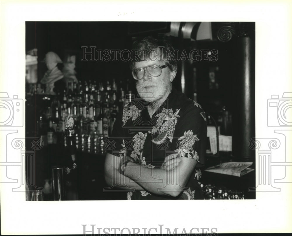 1993 Press Photo Ray Fox in the Napoleon House bar in the French Quarter. - Historic Images
