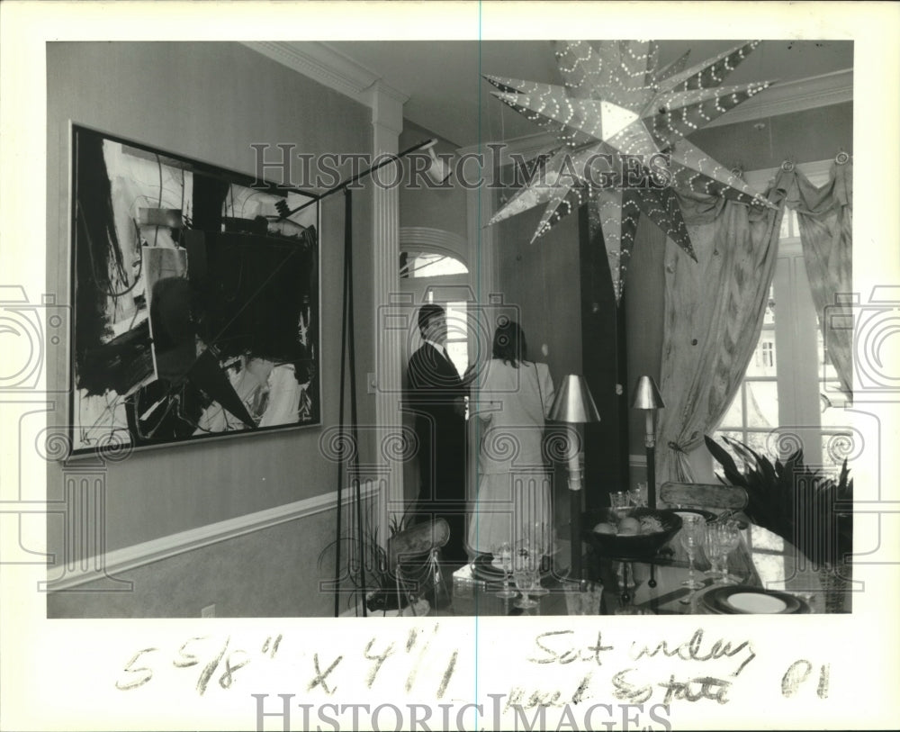 1989 Press Photo John Schroeder gives tours of 11 Muirfield English Turn - Historic Images