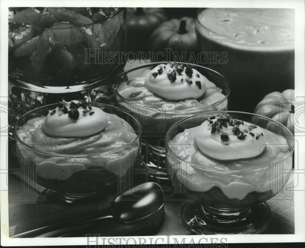 1989 Press Photo A pumpkin dessert - Historic Images