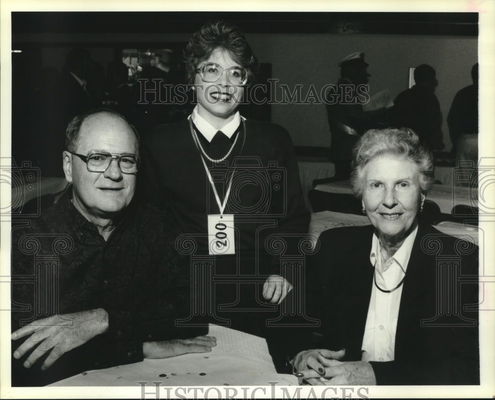 1994 Press Photo Henry Fray, Jana Henson and Irene Seib at St. Pauls&#39; event. - Historic Images