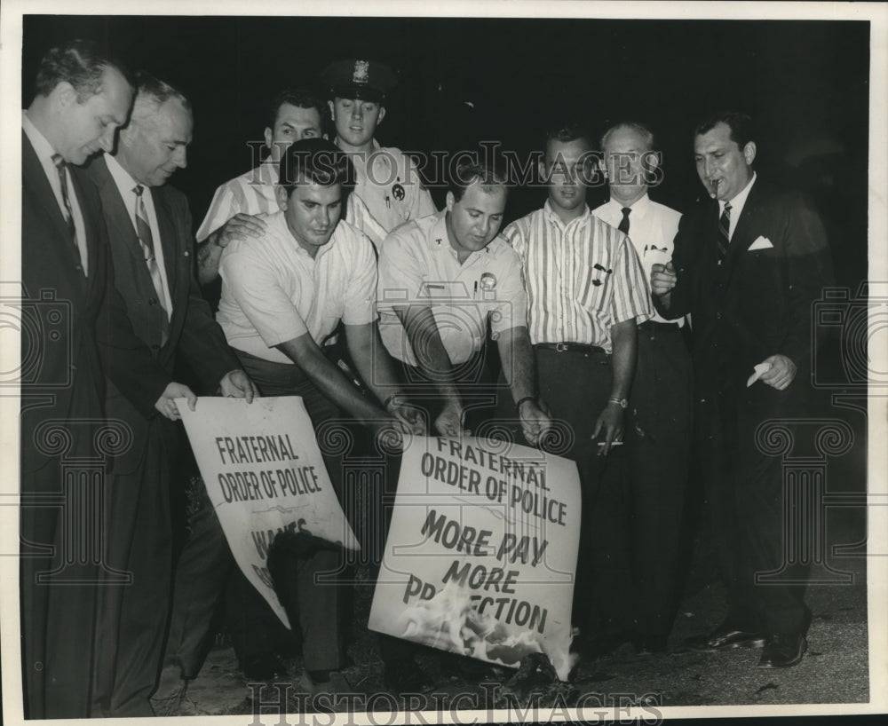 1966 Press Photo Fraternal Order of Police burn picket signs - nob12858 - Historic Images
