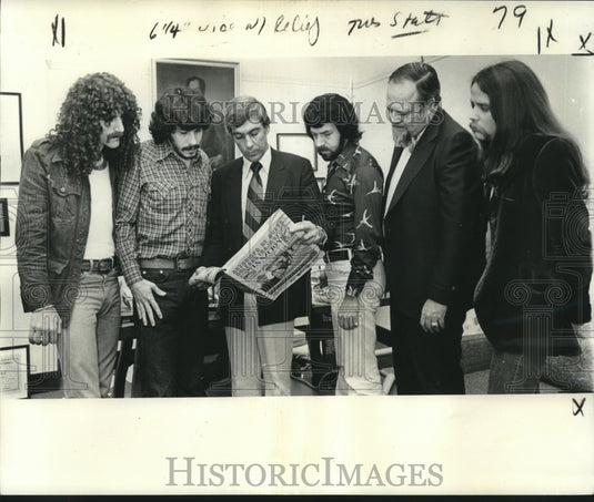 1976 Press Photo Alberto C. Fowler with Local Music Personalities in New Orleans - Historic Images