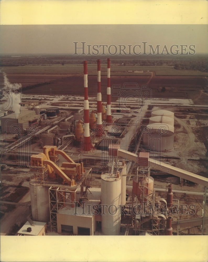 1961 Press Photo Sulfuric Acid plant. - nob13042 - Historic Images