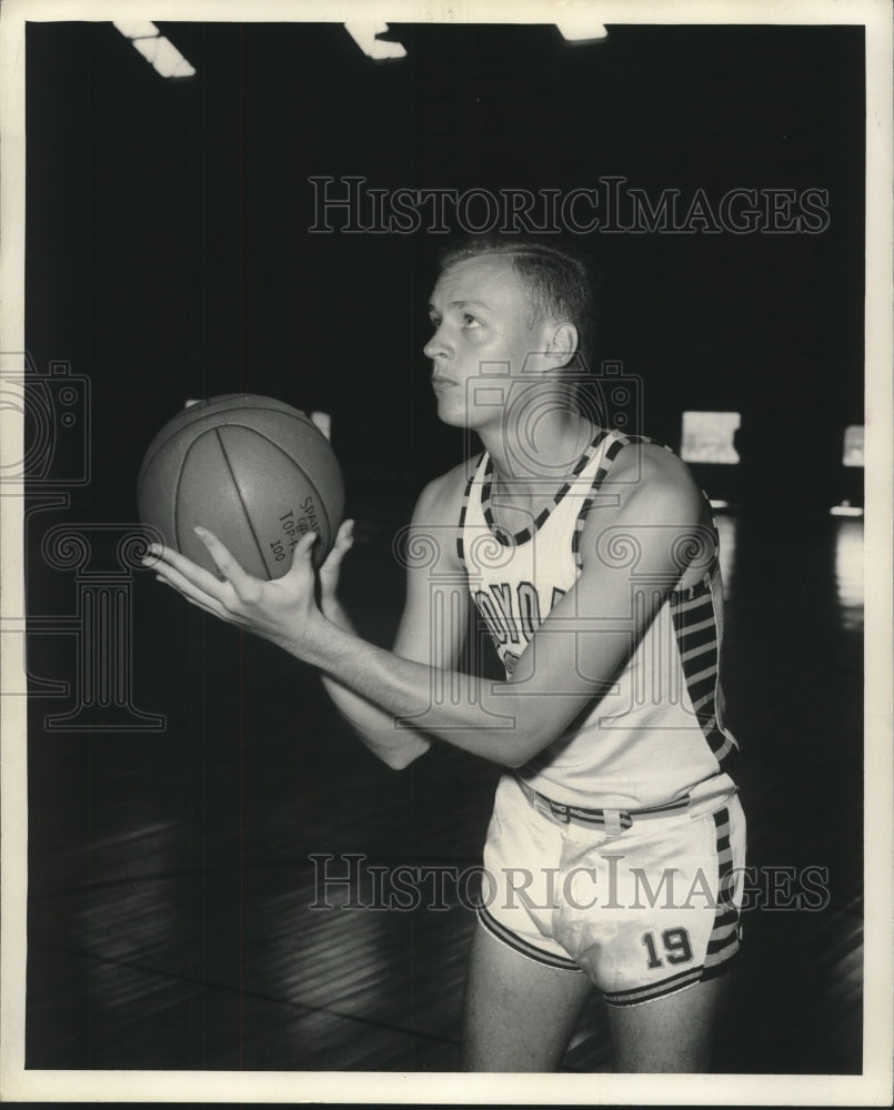 Press Photo Charles &quot;Chuck&quot; Gallmann, a senior guard from New Orleans. - Historic Images