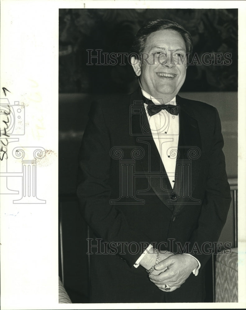 1989 Press Photo Dr. Jack Gamble, dentist, at LSU Dentistry event - Historic Images