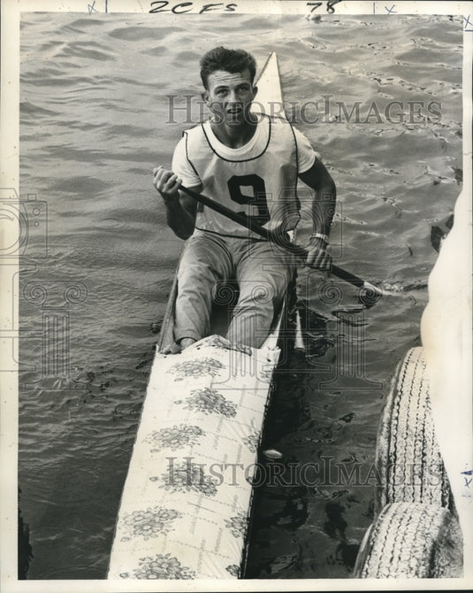 1966 Press Photo "World Champion" pirogue racer, Louis W. "Billy" Frickey.-Historic Images