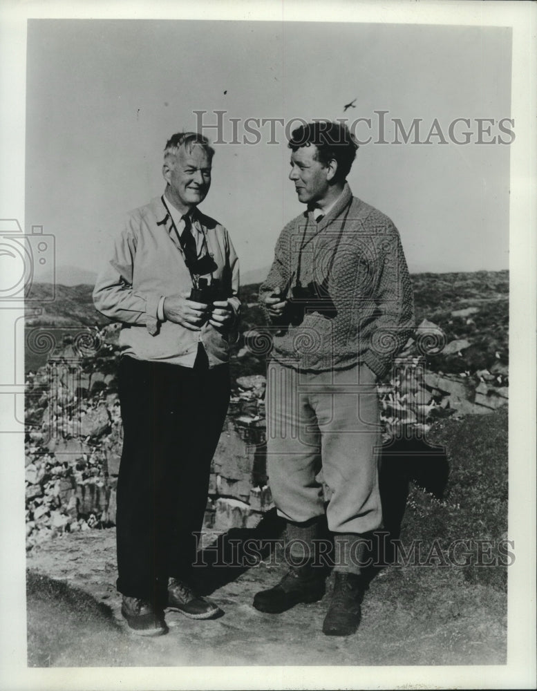 1964 Press Photo James Fisher and Philip out with binoculars. - nob13434-Historic Images