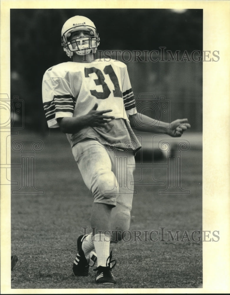 1994 Press Photo Ben Franklin&#39;s place kicker Eric Meier with body language. - Historic Images