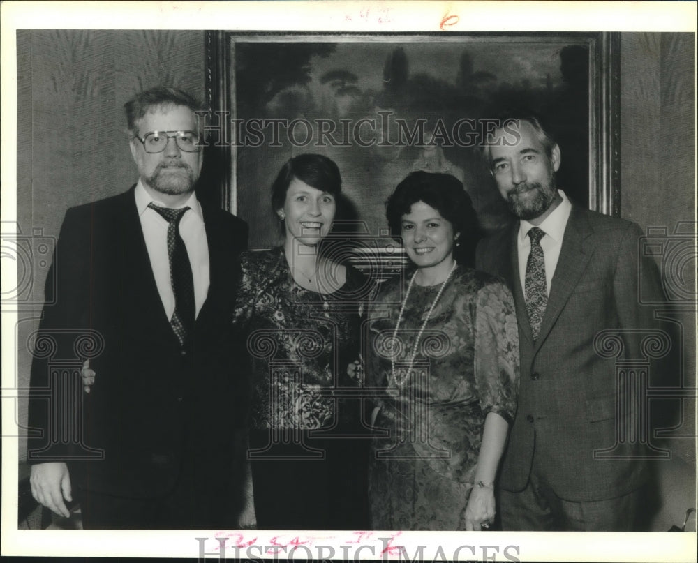 1990 Press Photo Dr. Dennis &amp; Mrs. Franklin &amp; others at de Paul Dinner - Historic Images