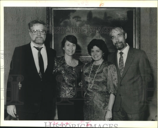 1990 Press Photo Dr. Dennis & Mrs. Franklin & others at de Paul Dinner - Historic Images