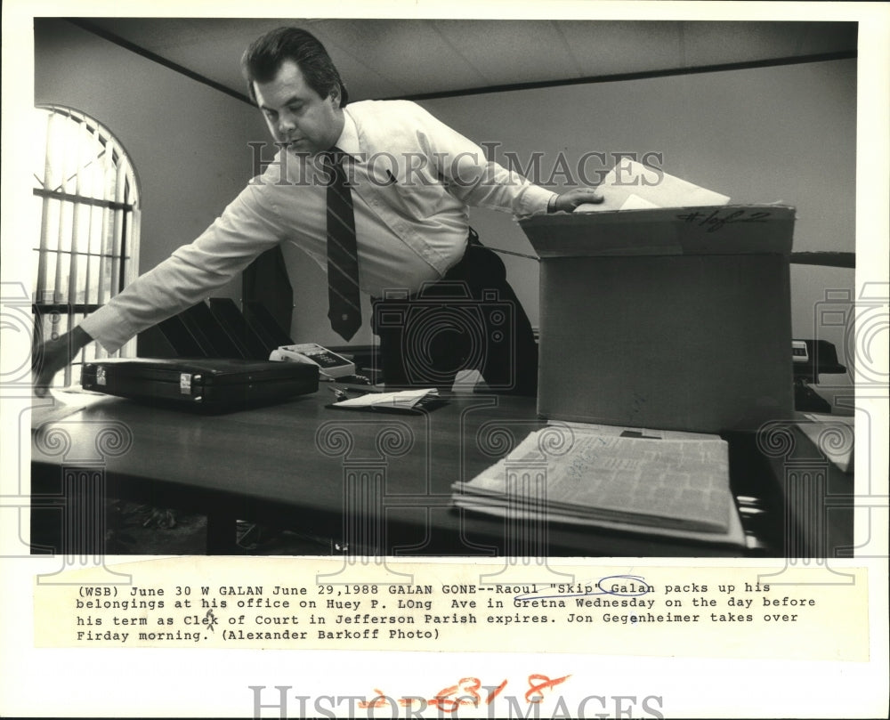 1988 Press Photo Raoul &quot;Skip&quot; Galan, Clerk of Court in Jefferson Parish - Historic Images