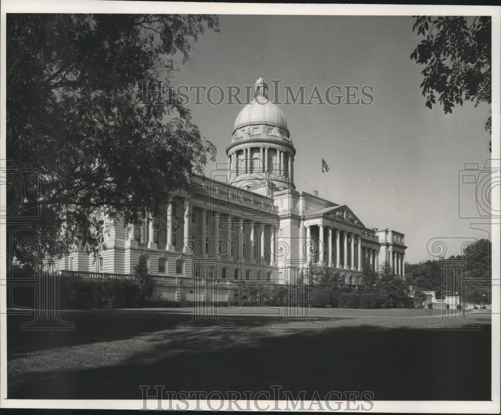 1967 The Capitol of the Commonwealth of Kentucky in Frankfort-Historic Images