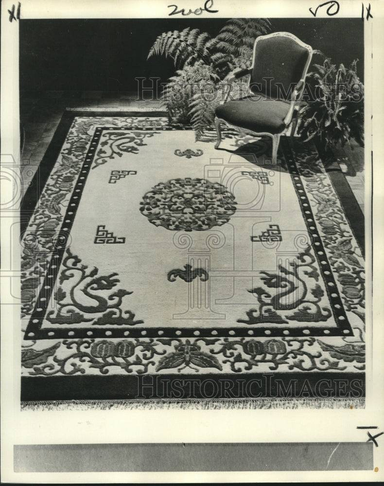 1975 This Bengali rug is the epitome of beauty and luxury. - Historic Images