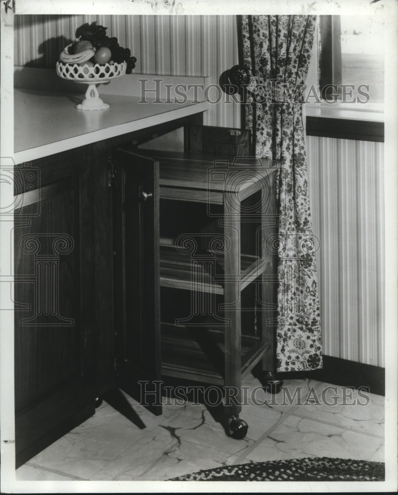 1978 Hidden Serving Cart is Useful Feature in Kitchen - Historic Images