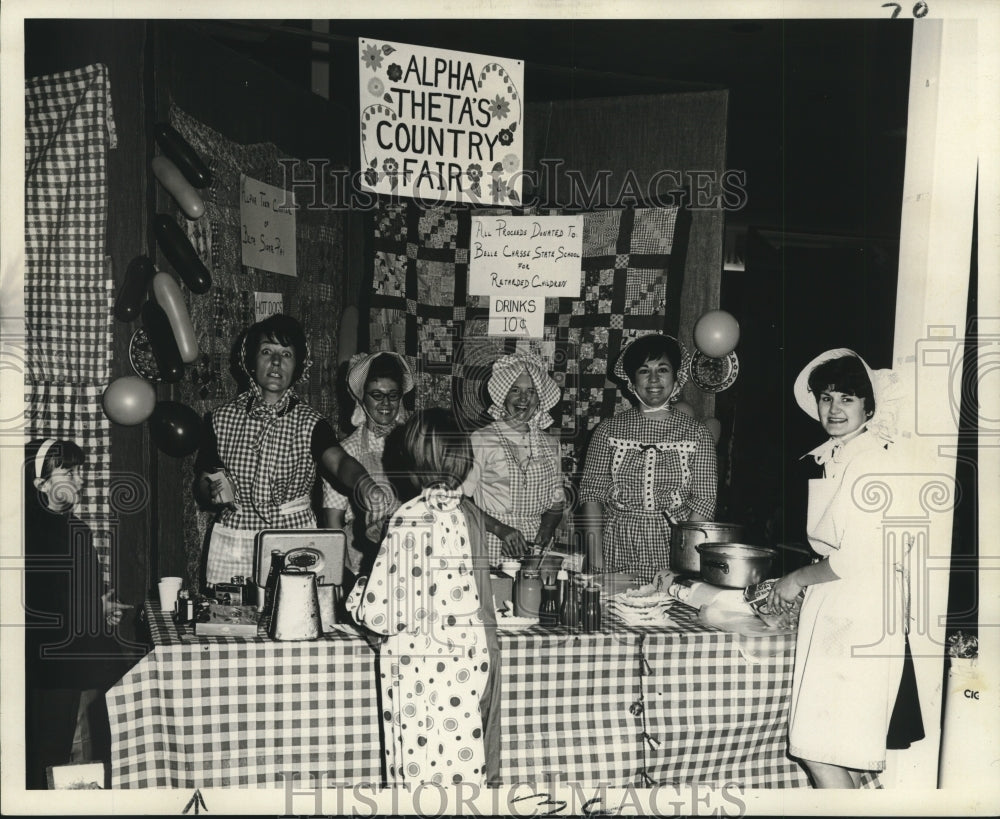 1969 Alpha Theta&#39;s Country Fair, part of Oakwood Charity Fair. - Historic Images