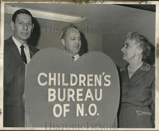 1967 Press Photo Emmett Fremaux & others at 75th observance of Children's Bureau - Historic Images