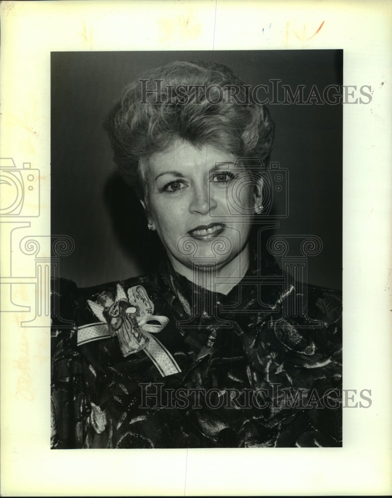 1990 Press Photo Peggy Gehbauer at The Leukemia League luncheon and fashion show - Historic Images