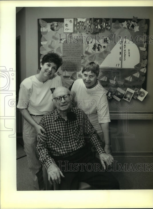 1990 Press Photo The Triple H Homemakers Club at Whynhoven House - Historic Images