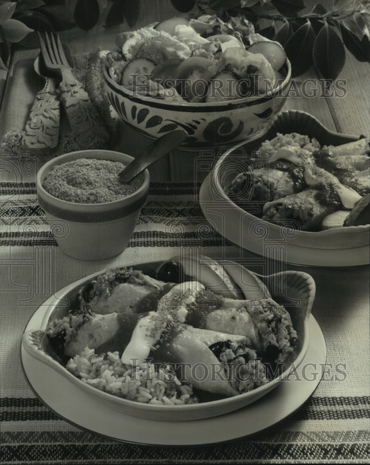 1979 Press Photo Say 'ole' to a creamy flauta, a tubular filled, fried tortilla. - Historic Images