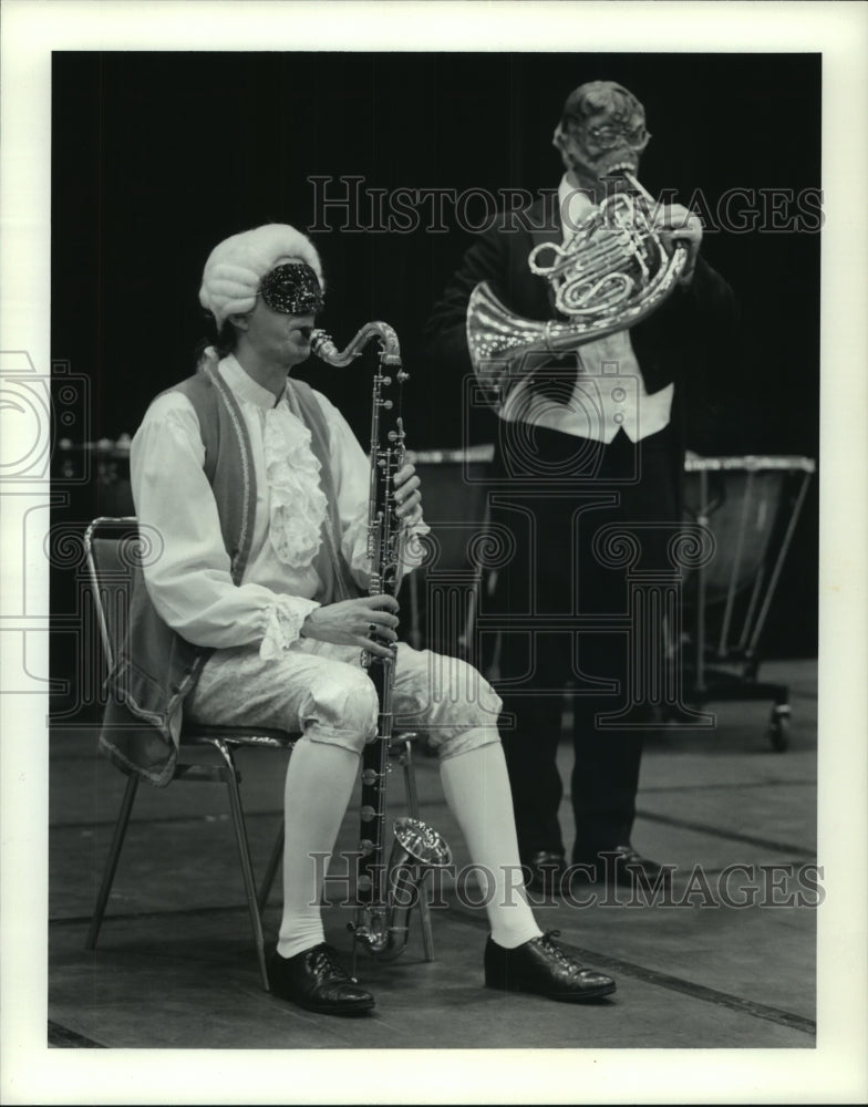 1993 Press Photo John Reeks on clarinet and Jack Gardner on French horn - Historic Images