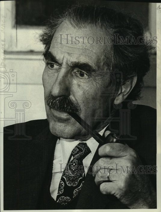 1974 Press Photo Dom Pedro Gastao great-grandson of South America's last emperor - Historic Images