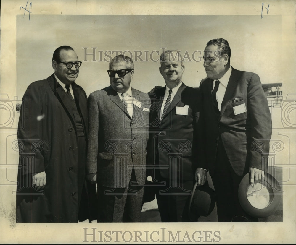 1964  Delegation Mexican-United States Interparliamentary Conference - Historic Images