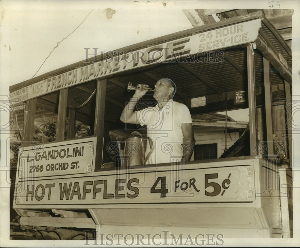 1956 Press Photo Louis Gandolin, 2762 Orchid St., retiring as the waffle Man - Historic Images