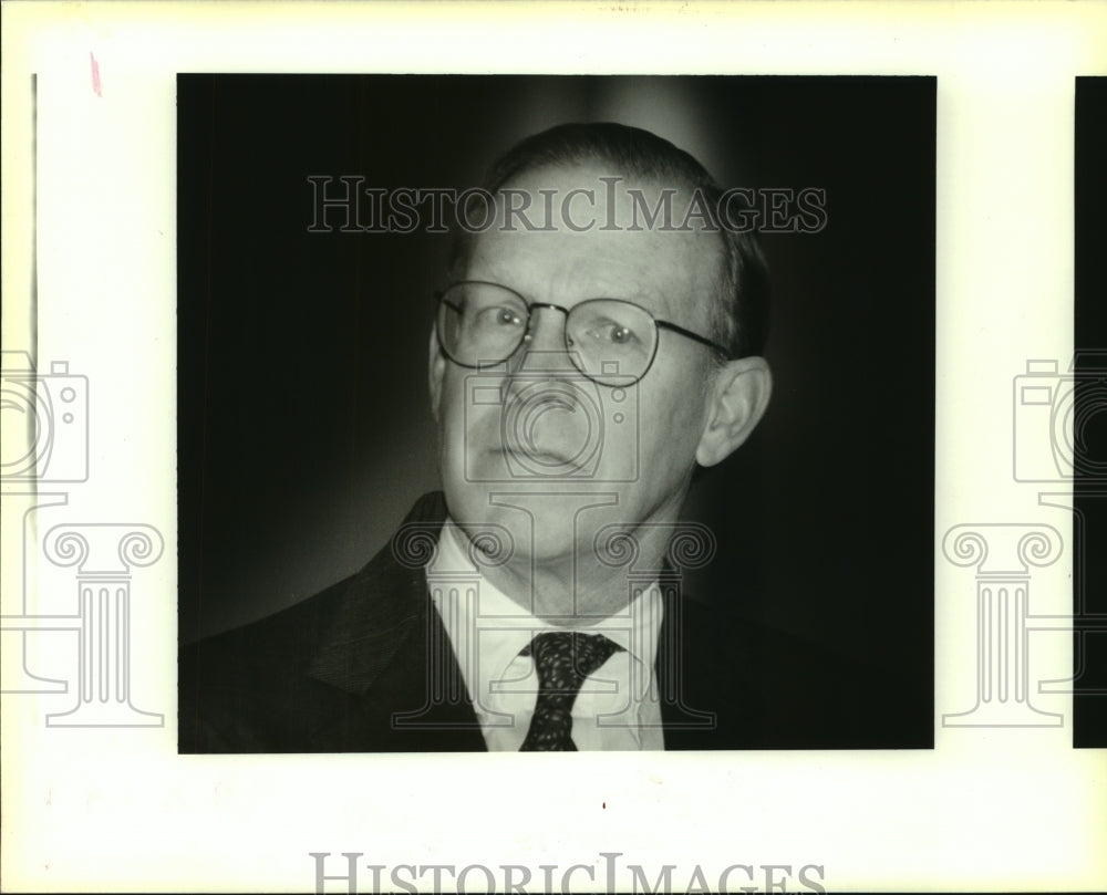 Press Photo Mutual fund company president D. Gardner during the panel - Historic Images